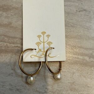 Elegant Gold Hoop Earrings with Pearl Accents